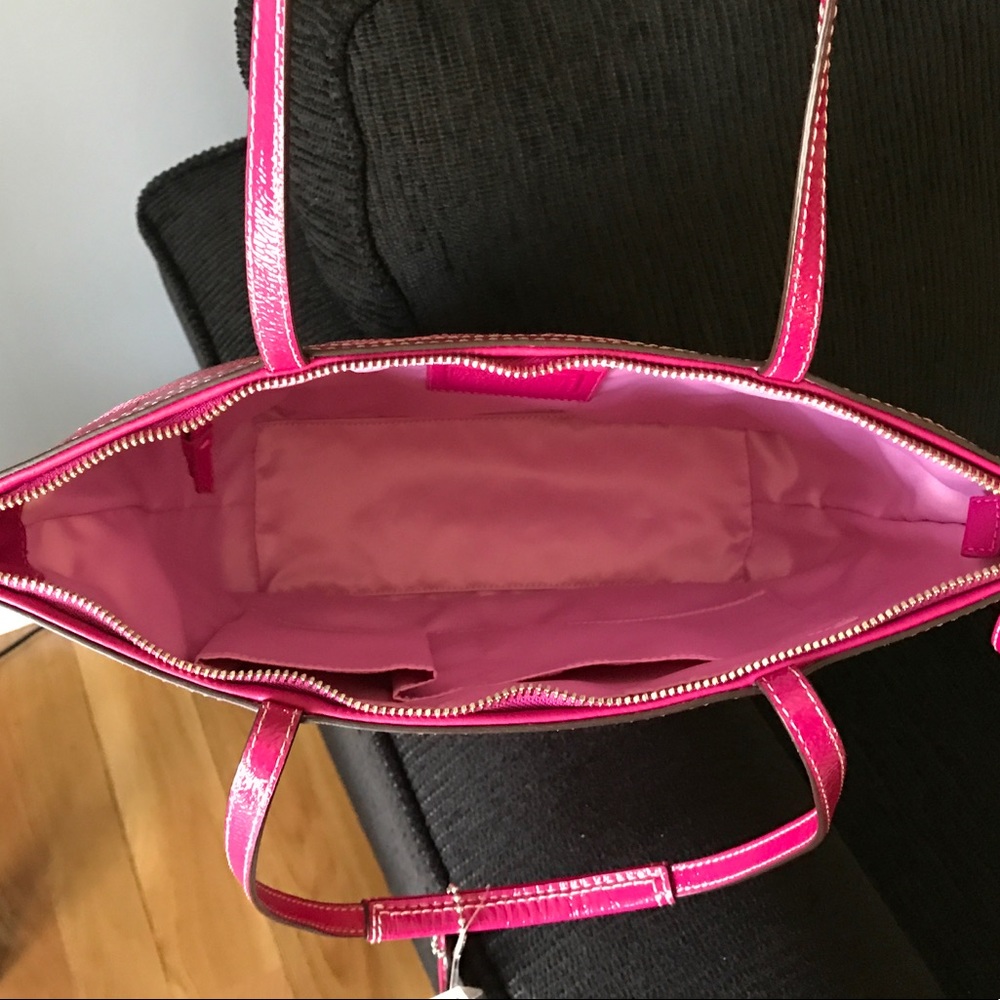 Authentic COACH Signature Tote in Raspberry - Picture 4 of 6